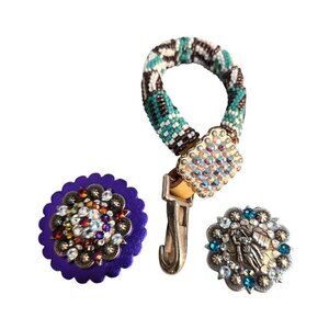 Western Beaded Keychain With Snap-On Purse Accessory and 2 interchangeable conch
